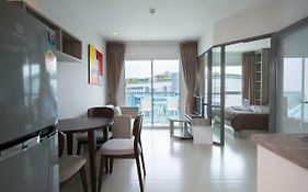 Grandblue Condominium 708